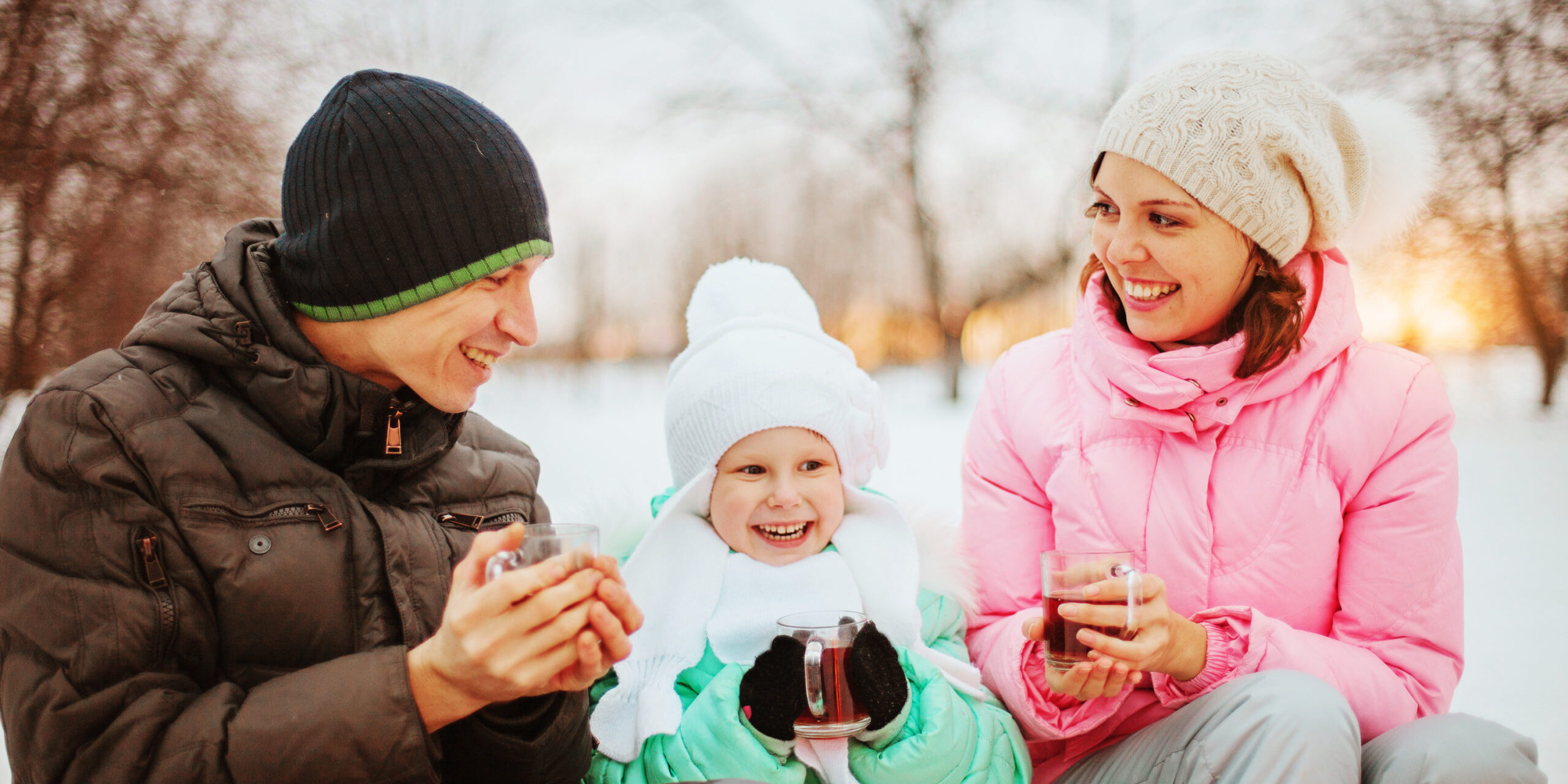 Family,Happy,Outdoors.